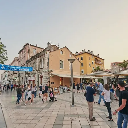 Penthouse Priuli Διαμέρισμα *