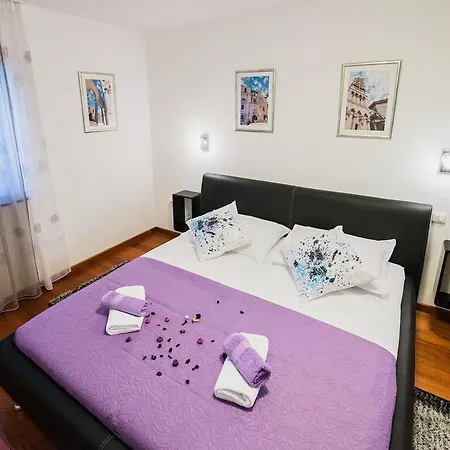 아파트 Penthouse Priuli