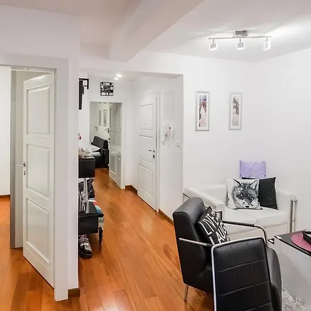 Penthouse Priuli 아파트